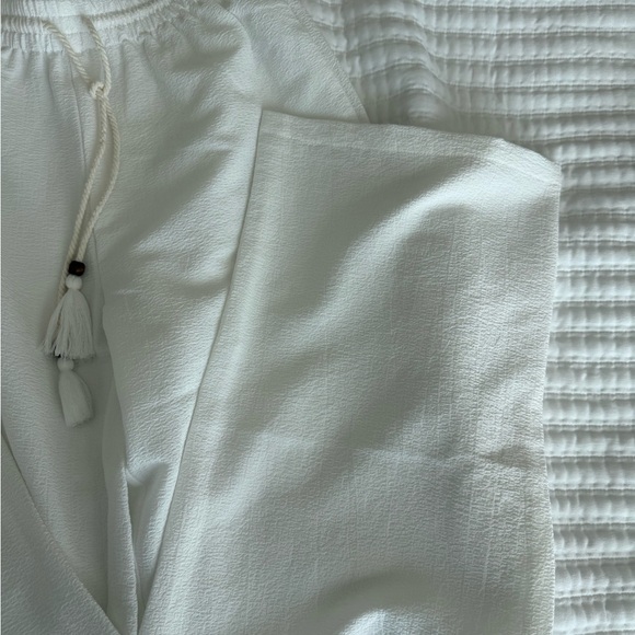 White Textured Drawstring Pants - Picture 3 of 3